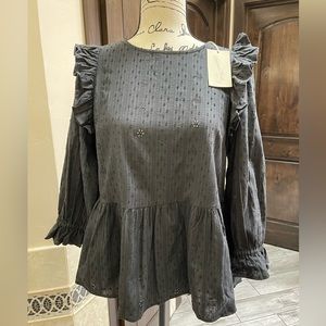 Universal Thread NWT women’s crochet top